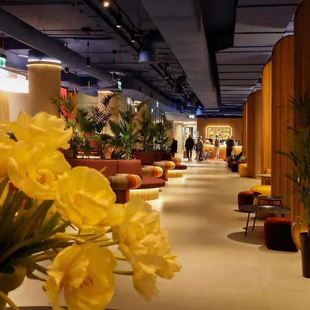 Mercure Centrum Hotell 4*