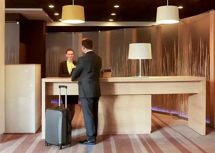 Mercure Centrum מלון 4*