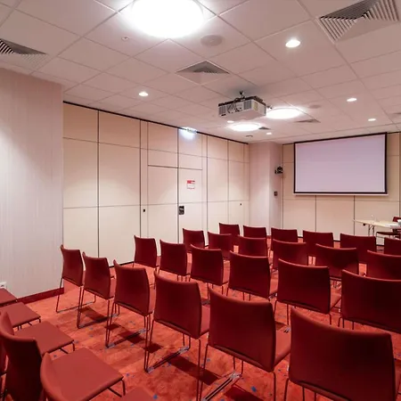 Mercure Centrum Hotel 4*