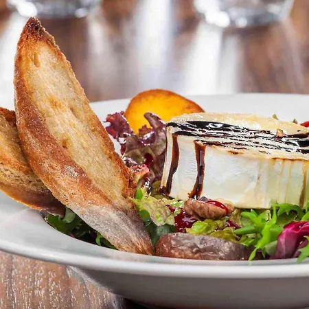 Mercure Centrum Hotel 4*